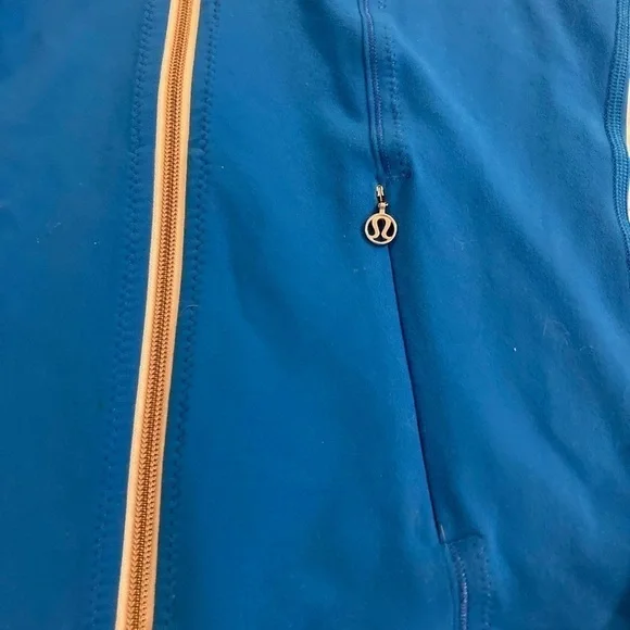 Lululemon Athletica Daily Yoga Jacket Beaming Blue Size 2 - Picture 10 of 13